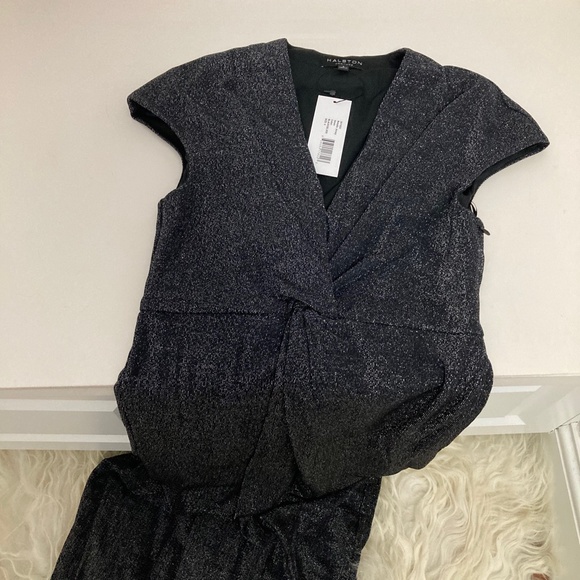 Halston Heritage Women's A-line Metallic Gown - Picture 5 of 6